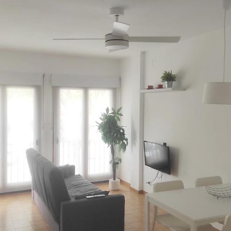 Апартаменты Apartamento Renovado, Luminoso, A 300M De La Playa Эмпуриабрава Экстерьер фото