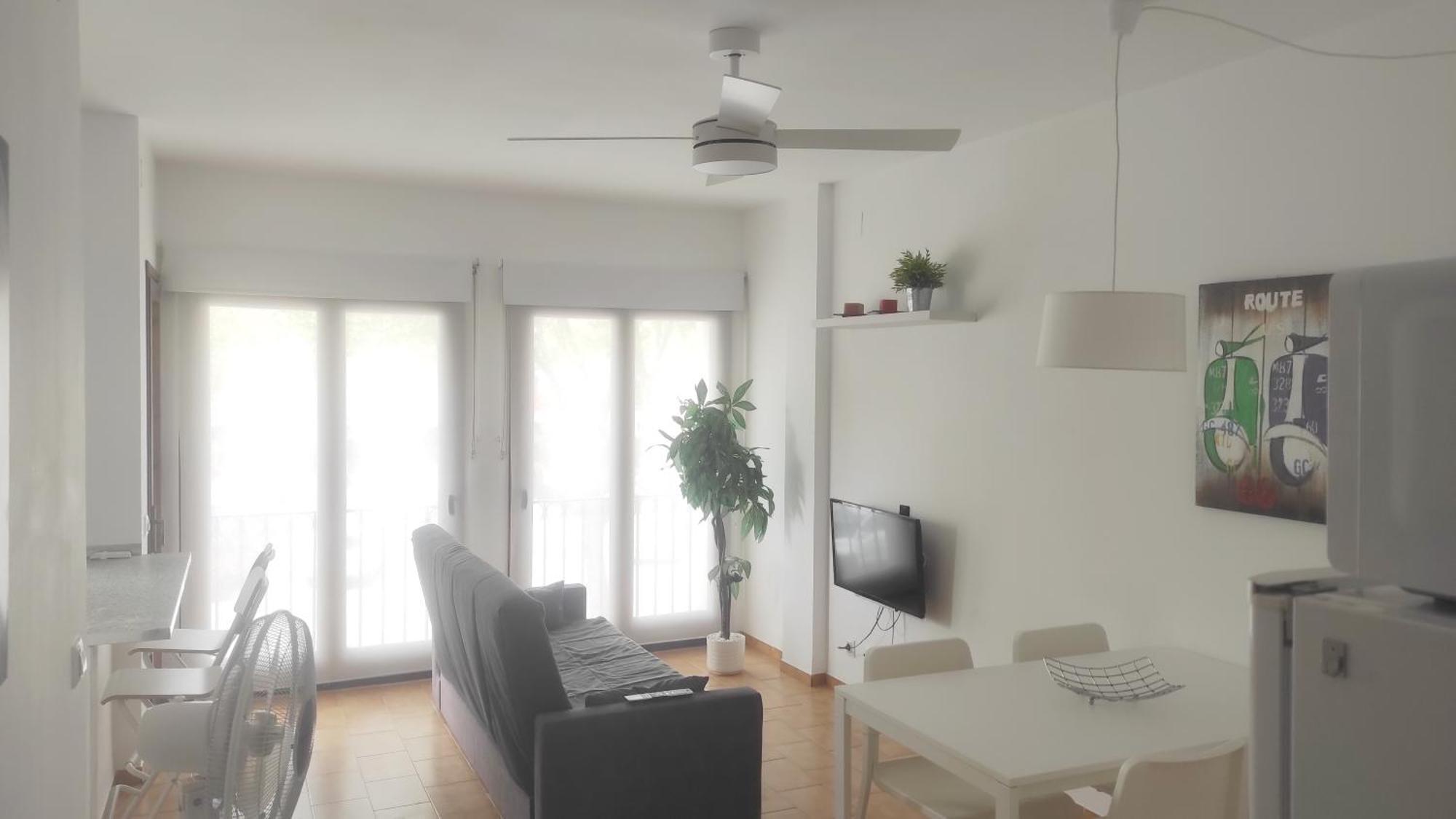 Апартаменты Apartamento Renovado, Luminoso, A 300M De La Playa Эмпуриабрава Экстерьер фото